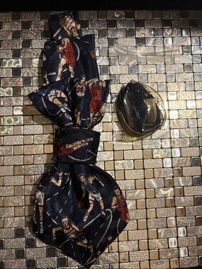 Tie with Basketball Player Print - Navy